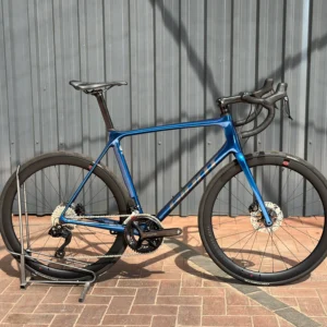 Giant TCR Advanced Pro 0 (105 di2)
